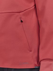 1913683-421000_Core20Nordic20Training20Jacket20W_Closeup3