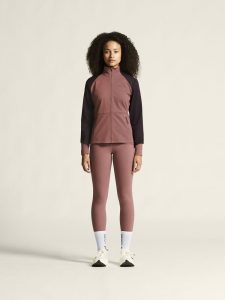 1913683-473499_CORE20Essence20Nordic20Jacket20220W_closeup1