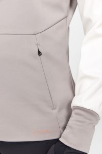 1913683-905230_Core20Nordic20Training20Jacket20W_Closeup4