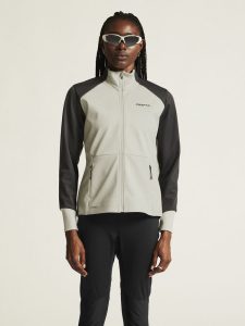 1913683-992214_CORE20Nordic20Training20Jacket20220W_closeup4