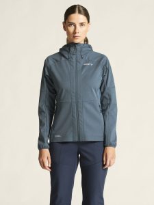 1913685-376000_Core20Backcountry20Hood20Jacket20W_closeup4