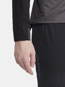 1913688-999985_Adv20Nordic20Training20Jacket20220M_Closeup4