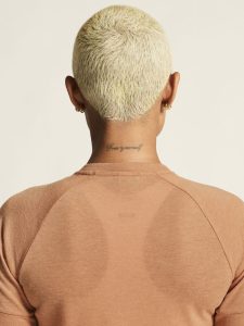 1913722-246200_Athleisure20Layers20Wool20SS20Tee20W_closeup6