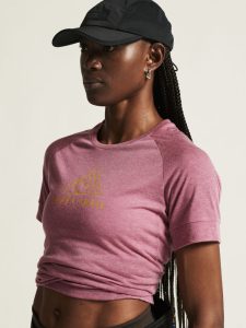 1913722-744200_ADV20Trail20Wool20SS20Tee20W_closeup5