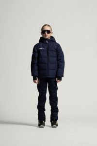 1913726-390000_Evolve20Down20Jacket20Jr_Closeup1
