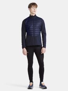 1913743-396000_ADV20Essence20Warm20Jacket20220M_Closeup5