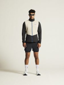 1913743-992214_ADV20Essence20Warm20Jacket20220M_closeup1