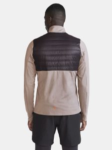 1913743-992230_ADV20Essence20Warm20Jacket20220M_Closeup2
