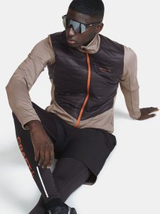 1913743-992230_ADV20Essence20Warm20Jacket20220M_Closeup5