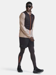 1913743-992230_ADV20Essence20Warm20Jacket20220M_Closeup6