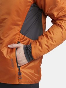 1913804-580000_ADV20Explore20Lightweight20Jacket20M_Closeup3