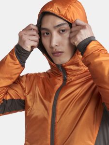 1913804-580000_ADV20Explore20Lightweight20Jacket20M_Closeup4