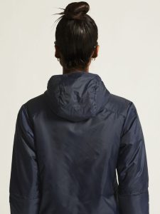 1913805-396000_ADV20Explore20Lightweight20Jacket20W_closeup7