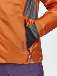 1913805-580000_ADV20Explore20Lightweight20Jacket20W_Closeup4