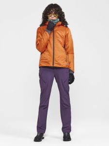1913805-580000_ADV20Explore20Lightweight20Jacket20W_Closeup6