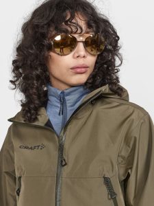 1913807-664000_ADV20Explore20Shell20Jacket20W_Closeup3
