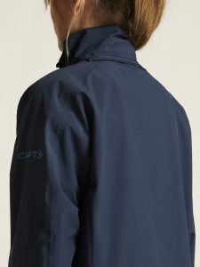1913809-396000_CORE20Explore20Shell20Jacket20W_closeup6