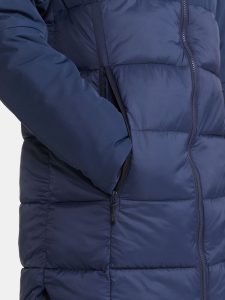 1913813-390000_CORE20Evolvee20Isolate20Parkas20W_Closeup4