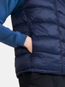 1913814-390000_CORE20Evolve20Isolate20Vest20M_Closeup4