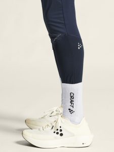 1914114-396000_ADV20Essence20Warm20Wind20Tights20220M_closeup6