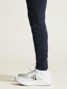 1914114-396985_ADV20Essence20Warm20Wind20Tights20220M_closeup7