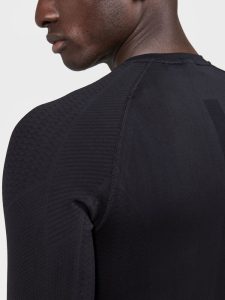 1914189-999000_ADV20Cool20Intensity20LS20Tee20M_Closeup3