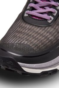 1914281-999230_Pure20Trail20SS20W_Closeup6