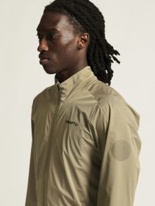 1914539-237000_ADV20Endur20Hydro20Jacket20220M_closeup5