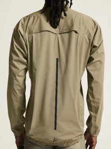1914539-237000_ADV20Endur20Hydro20Jacket20220M_closeup7