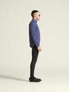 1914539-388000_Adv20Endur20Hydro20Jacket20220M_closeup2