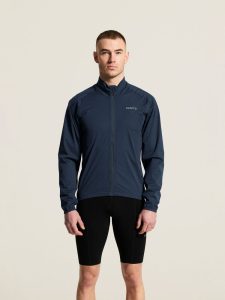 1914539-3960_Endur20Hydro20Jacket20220M_closeup4