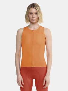 1914544-533000_20Adv20Endur20Singlet20W_closeup1
