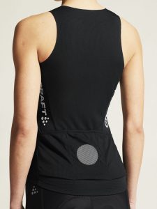 1914544-999000_Adv20Endur20Singlet20W_closeup7