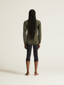 1914545-664000_Adv20Endur20Hydro20Jacket20220W_closeup3