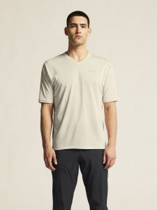 1914561-214000_Core20Offroad20XT20SS20Jersey20M_closeup4