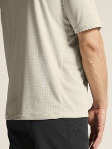1914561-214000_Core20Offroad20XT20SS20Jersey20M_closeup6