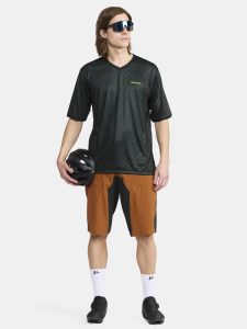 1914561-999000_Core20Offroad20XT20SS20Jersey20M_closeup5