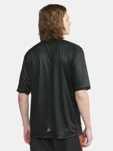 1914561-999000_Core20Offroad20XT20SS20Jersey20M_closeup_2538
