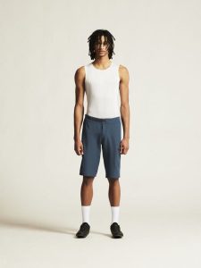 1914562-328000_Core20Offroad20XT20Shorts20W_Pad20M_closeup1