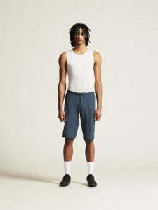 1914563-328000_Core20Offroad20XT20Shorts20W_Pad20M_closeup1