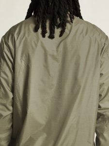 1914583-237000_PRO20Hypervent20Jacket20220M_closeup7