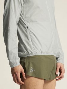 1914583-922000_PRO20Hypervent20Jacket20220M_closeup7