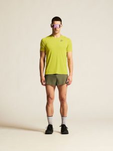 1914589-628000_PRO20Hypervent20Tee20220M_closeup1