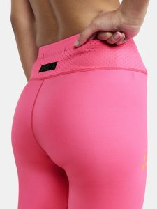 1914602-745484_20PRO20Hypervent20Tights20220W_closeup3