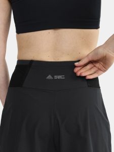 1914616-999000_PRO20Trail20Shorts20W_closeup3