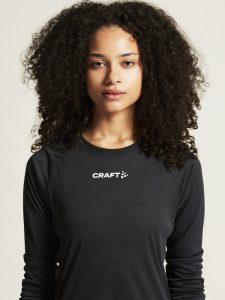 1914659-999000_Rush20220LS20Tee20W_closeup6