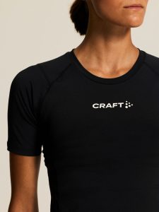 1914664-999000_Rush202.020Crop20Tee20W_closeup6