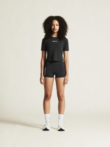 1914664-999000_Rush20220Crop20Tee20W_closeup1