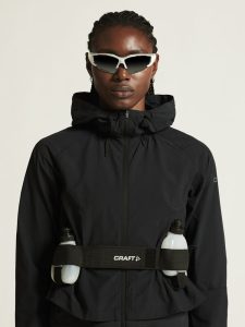 1914692-999000_ADV20Join20Windbreaker20W_closeup5