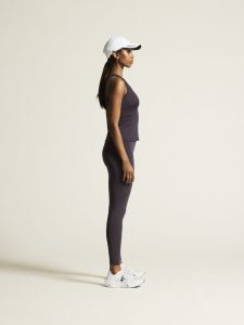 1914695-499000_ADV20Tone20Singlet20W_closeup2